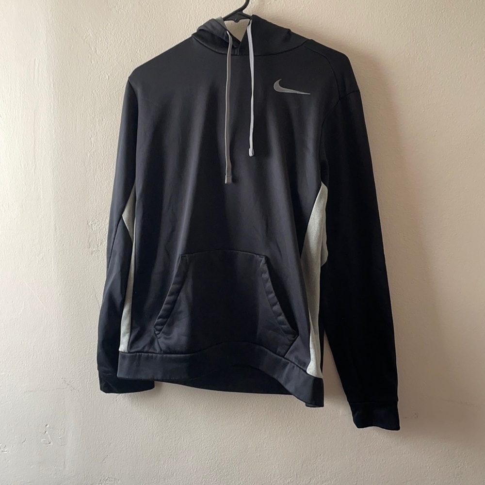 Men’s Nike Sweatshirt